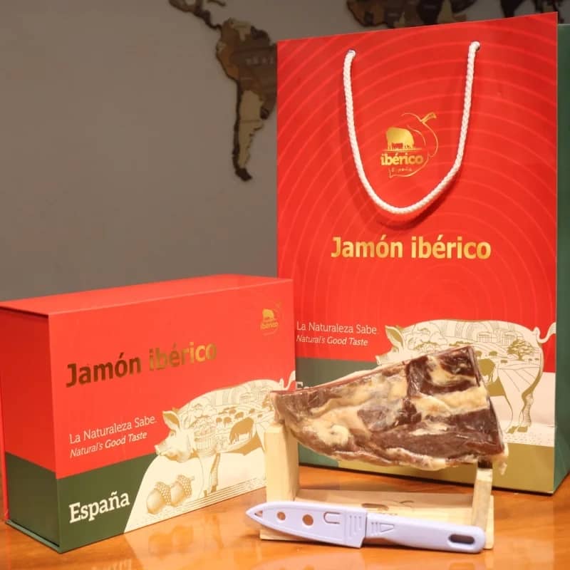 Hộp quà đùi trước Iberico Bellota không xương 36 tháng (1Kg)